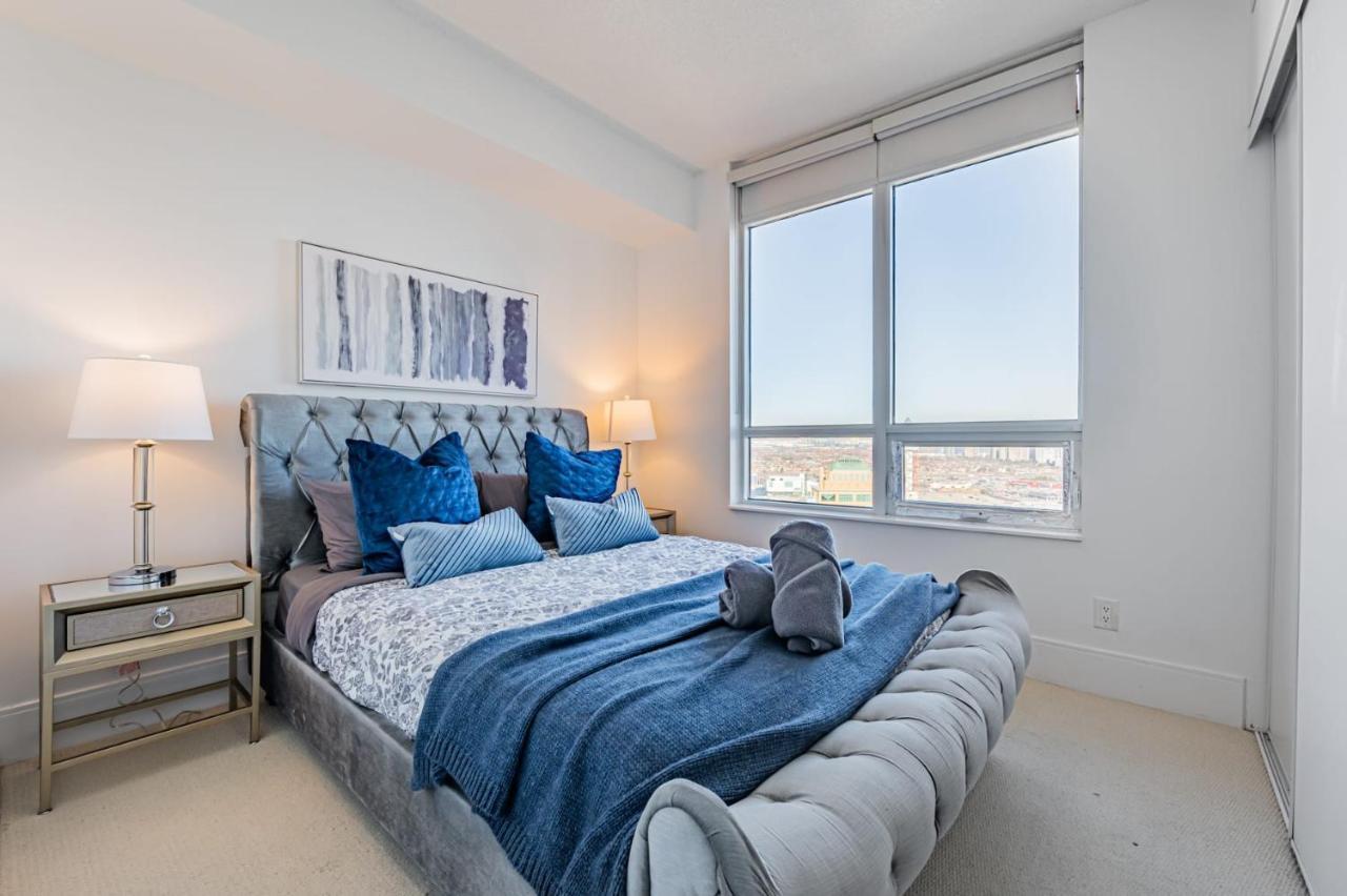 Luxury Apartments In Mississauga Ngoại thất bức ảnh