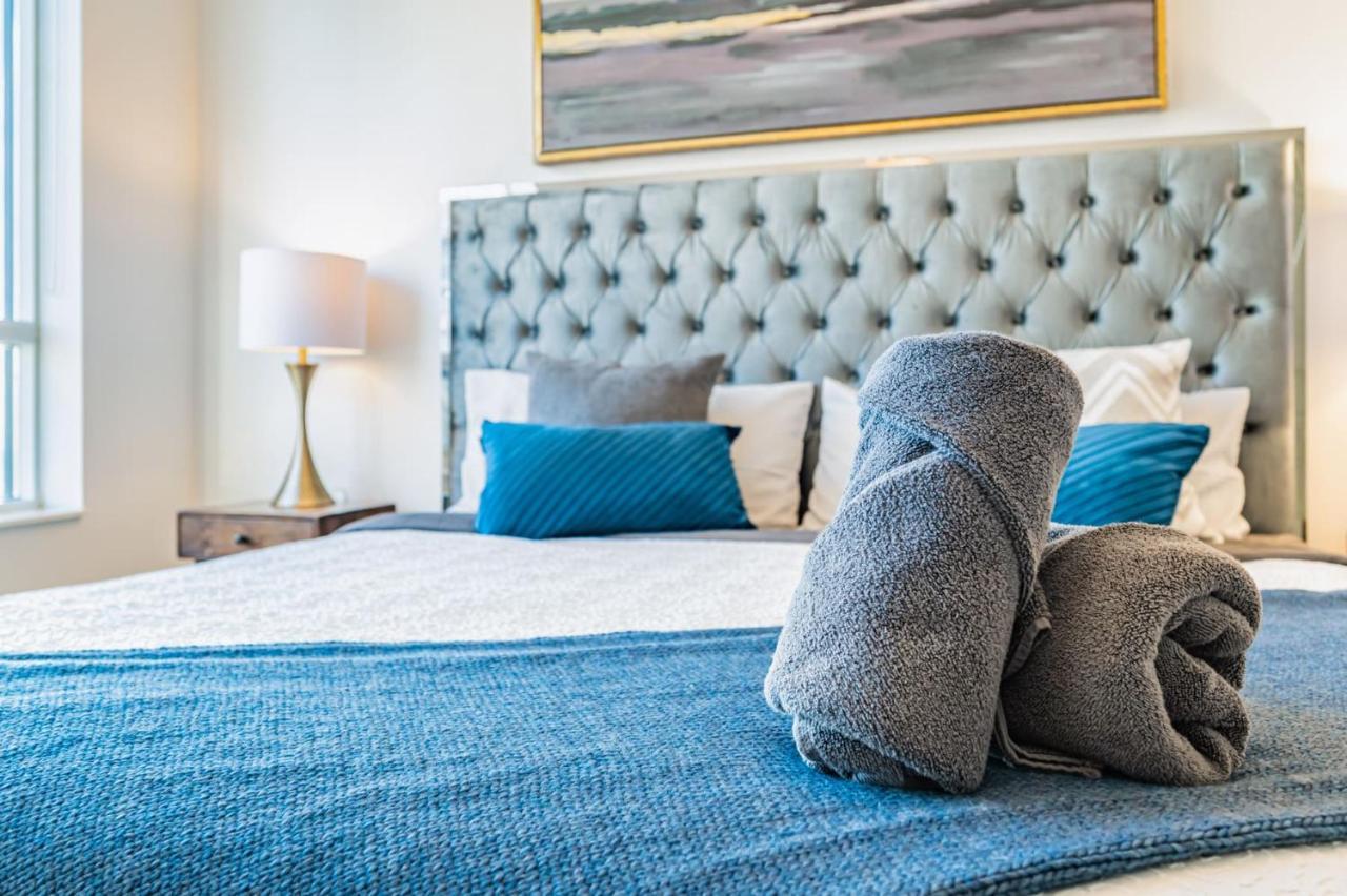 Luxury Apartments In Mississauga Ngoại thất bức ảnh