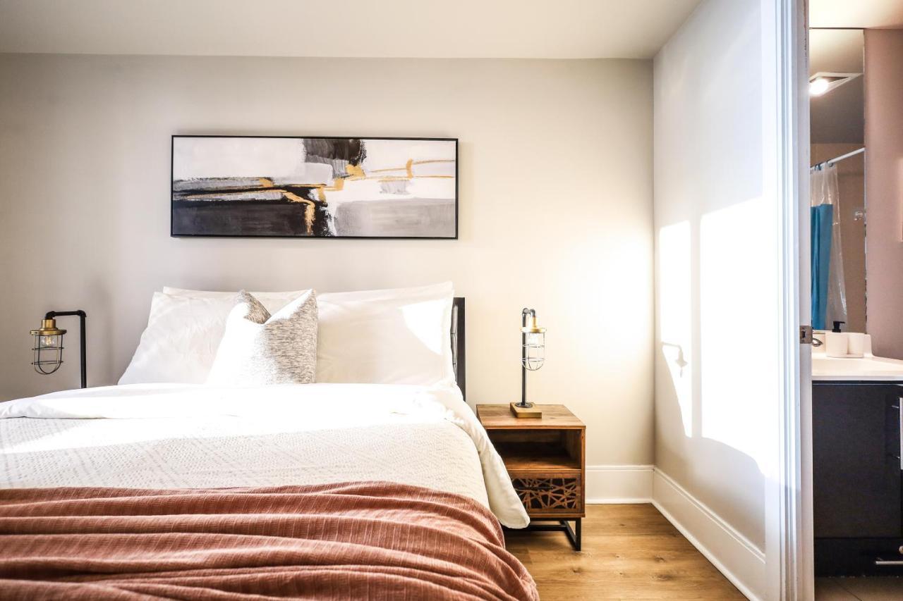 Luxury Apartments In Mississauga Ngoại thất bức ảnh