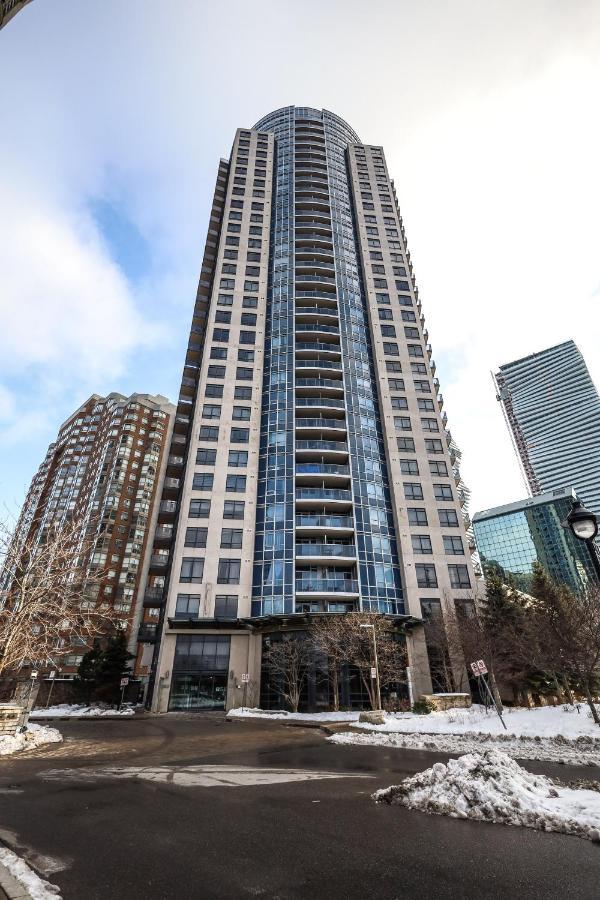 Luxury Apartments In Mississauga Ngoại thất bức ảnh
