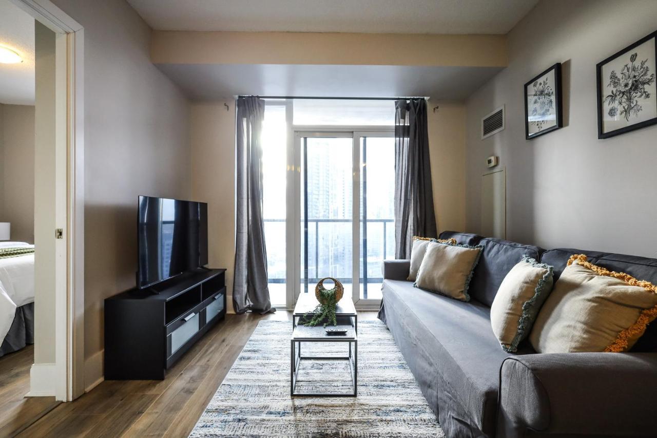 Luxury Apartments In Mississauga Ngoại thất bức ảnh